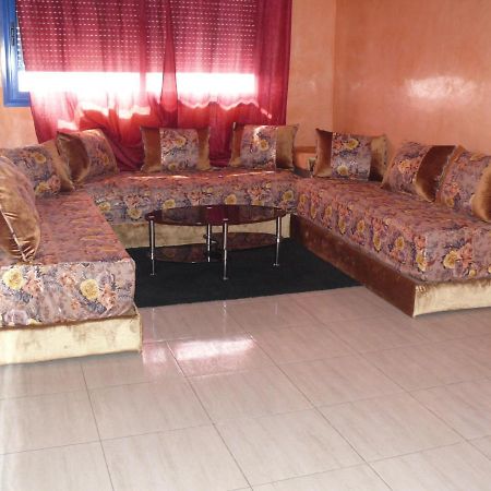 Apartamentos Palacio Riad Лараш Екстериор снимка