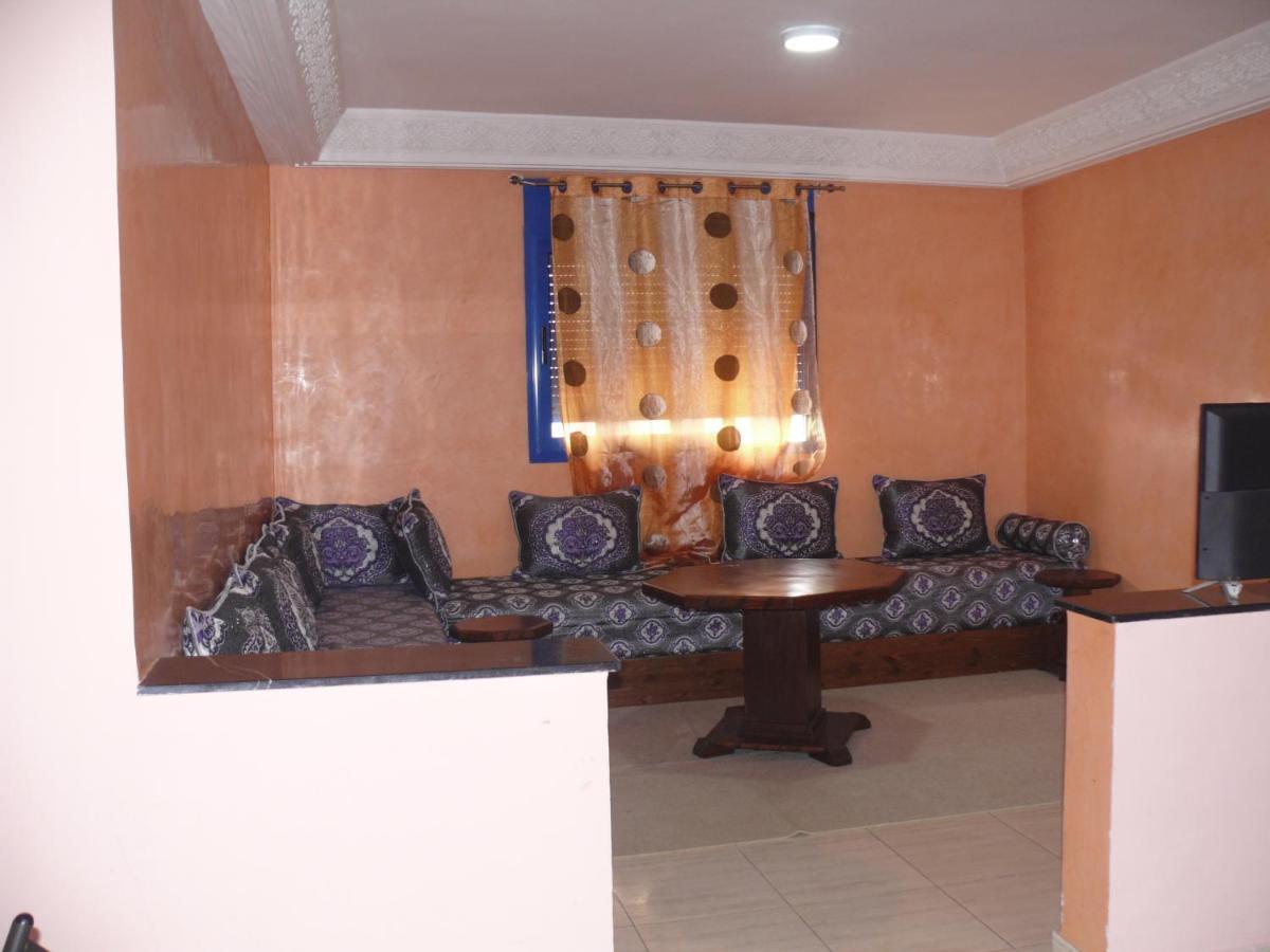 Apartamentos Palacio Riad Лараш Екстериор снимка